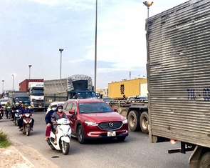 Tai nạn liên tục, TP.HCM gấp rút phân làn lại đường ĐT.743 và nhiều đường ở Bình Dương cũ