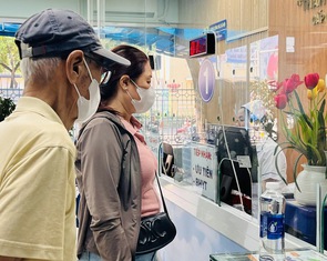 Chi bảo hiểm y tế TP.HCM năm 2025 vượt dự toán 2.000 tỉ, bình quân mỗi lượt khám hơn 1,2 triệu đồng