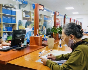 Người dân bị thu thêm phí ngoài quy định, Bảo hiểm xã hội TP.HCM lên tiếng