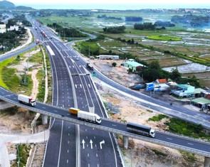 Cao tốc Bắc - Nam phía đông sắp thông suốt từ TP.HCM đến Vân Phong