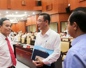 Thành ủy TP.HCM họp hội nghị lần hai, sau nhiều nghị quyết tạo cơ chế đột phá