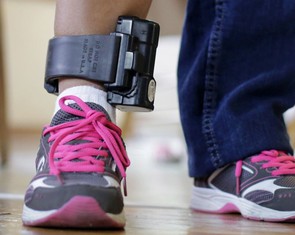 Tin tức sáng 16-12: Khi nào giám sát người nghiện ma túy bằng thiết bị điện tử?