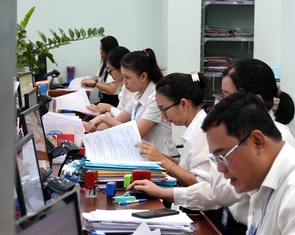 Khung vị trí việc làm mới cho công chức: Tiến tới cải cách tiền lương