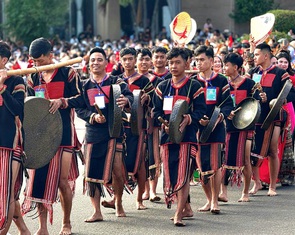 Hơn 800 nghệ nhân tham gia Liên hoan văn hóa cồng chiêng tỉnh Đắk Lắk