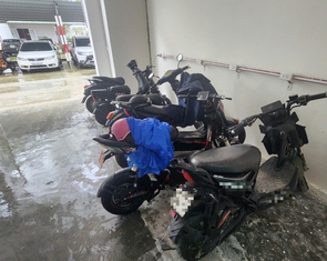 Tiếp tục tranh cãi chuyện chung cư ‘cấm’ xe điện dưới tầng hầm