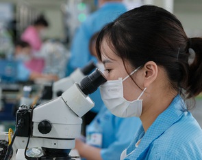 Doanh nghiệp phá sản, nợ bảo hiểm xã hội: Cách chốt sổ, đóng bù để không mất lương hưu