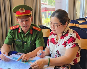 Phải bỏ nhà ra quán cà phê 'lánh nạn' vì karaoke, mong cơ quan chức năng xử lý đến nơi đến chốn