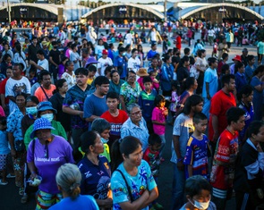 Gần một triệu người Campuchia và Thái Lan phải sơ tán vì giao tranh ở biên giới