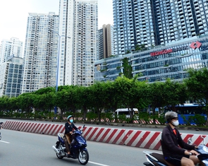 Tin tức sáng 22-12: Tín dụng vào doanh nghiệp bất động sản vẫn tăng nhưng chậm lại