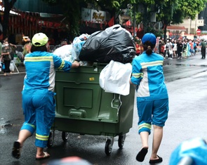 Vui chơi đừng quên nhiệm vụ