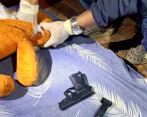 Phá đường dây ma túy xuyên quốc gia sử dụng vũ khí nóng