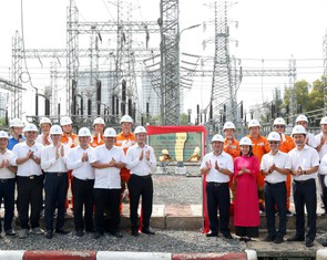 EVNHCMC gắn biển công trình tại Trạm biến áp 110kV Phú Mỹ Hưng