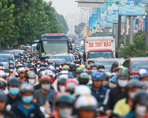 TP.HCM làm ‘làn sóng xanh’, gọt dải phân cách để giảm kẹt xe đường Cộng Hòa - Trường Chinh