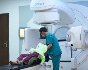 Giải pháp nào ngăn 'làn sóng' ung thư?