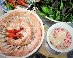 Về Thanh Khê ăn mắm cá dảnh tiến vua