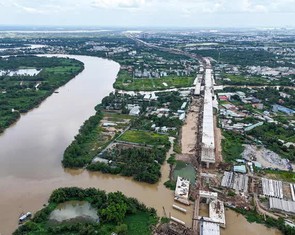 14,7km cầu cạn vành đai 3 TP.HCM chậm tiến độ 'vì mưa bão'