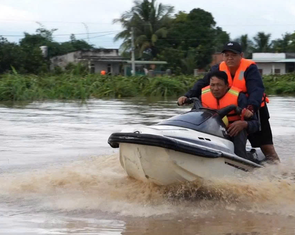 Mưa lũ ở Bình Thuận cũ gây ngập gần 3.300 căn nhà, 1 người chết