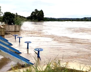 Hàng trăm hộ dân ngập lụt sau khi thủy điện xả lũ: Đồng Nai yêu cầu khẩn trương hỗ trợ người dân