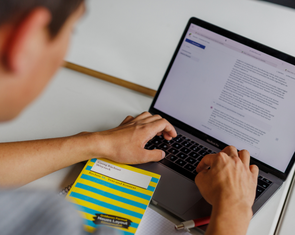 Sinh viên thời AI thông minh hơn hay đang 'khờ' đi?