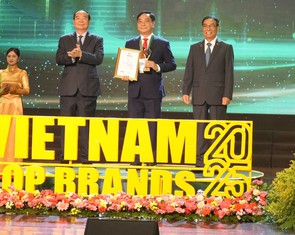 Ngành điện TP.HCM là  'Thương hiệu hàng đầu Việt Nam 2025'