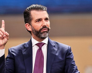 Con trai ông Trump bóng gió khả năng Mỹ 'bỏ rơi' Ukraine
