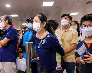 Đi metro người dân cần lưu ý gì để phòng ngừa cúm mùa đang lây lan?