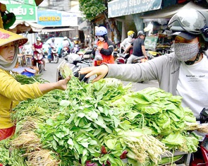 Nâng mức giảm trừ gia cảnh: Không thể chậm trễ hơn