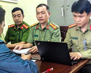 Tung tin xấu, độc trên mạng: Cần nghiêm trị