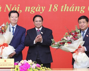 Thủ tướng giao nhiệm vụ cho các phó thủ tướng, bộ trưởng mới được bổ nhiệm
