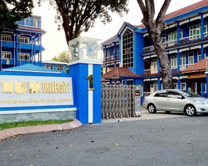 Thực hư sinh viên trình báo 'bị công an dỏm đi xe biển xanh đọc lệnh bắt'