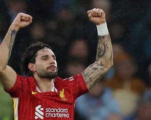 Đánh bại Man City, Liverpool bỏ xa Arsenal 11 điểm