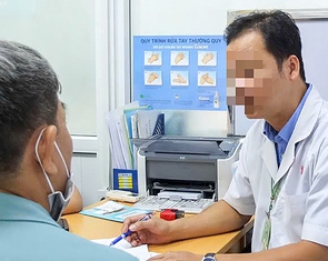 Tranh cãi kịch liệt về cách xưng hô khi gặp bác sĩ