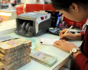 Sẽ kiểm tra các ngân hàng vừa tăng lãi suất