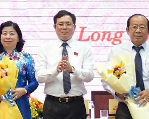 Long An có quyết định cho 172 người nghỉ hưu trước tuổi, thôi việc theo nghị định 178