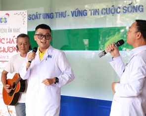 Khi y bác sĩ cất tiếng hát yêu thương dành cho bệnh nhân