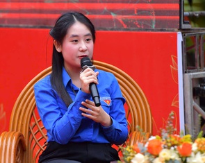 Cha anh đã cống hiến, hy sinh, người trẻ hôm nay làm gì?