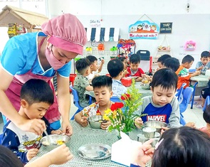 Nhiều giáo viên đã nhận được tiền thưởng theo nghị định 73