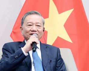 Tổng Bí thư Tô Lâm phát biểu về đổi mới sáng tạo tại Trường Chính sách công Lý Quang Diệu