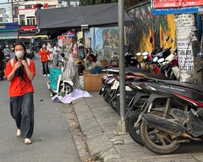 Nghịch lý vỉa hè Đà Nẵng trung tâm thông thoáng, ngoại ô bị chiếm dụng