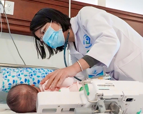 Miền Nam dẫn đầu về ca mắc bệnh sởi: Một người mắc có thể lây cho 12-18 người
