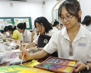 TP.HCM chỉ đạo không tổ chức ôn thi tốt nghiệp THPT tràn lan, lãng phí