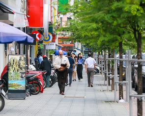 Để vỉa hè thân thiện với tất cả mọi người