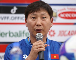 HLV Kim Sang Sik: Campuchia mạnh lên từng ngày, Việt Nam cần cẩn thận