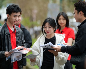 Hà Nội: Chỉ đạo không buông lỏng tổ chức ôn tập, đề xuất 
chỉnh lịch thi