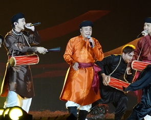 Concert Anh trai vượt ngàn chông gai: 'Thủng nóc, bay trần, tung trời đất'