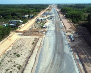 4 nhà thầu làm dự án trọng điểm quốc gia ở Đồng Nai vi phạm tiến độ hợp đồng