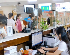 Từ ngày 1-7 khám chữa bệnh với bảo hiểm y tế, người bệnh thêm nhiều quyền lợi