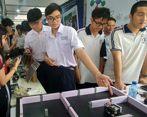Dự ngày hội sáng tạo cùng AI, học sinh nói 'đã định hướng được tương lai'