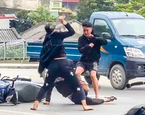 Điều tra nghi án dùng dao giết người tại TP Thanh Hóa