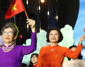 Hội Liên hiệp Phụ nữ quận 3 giành giải nhất Duyên dáng Áo dài TP.HCM